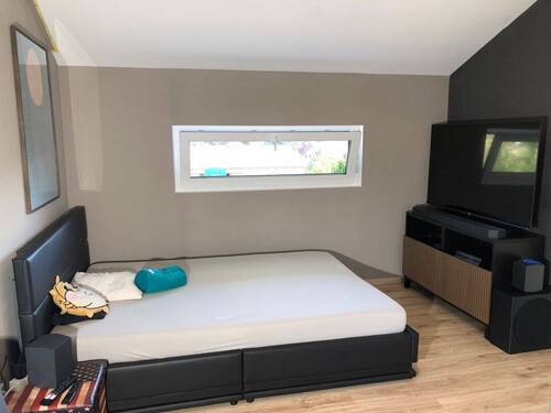 OG Zimmer 1 Bild 1 - Immobilien Baumeister Neuburg - 