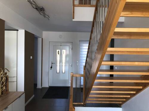 EG Hauseingang Bild 1 - Immobilien Baumeister Neub - 
