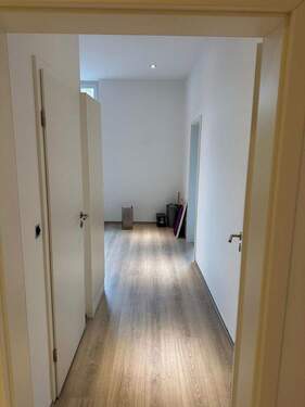 Blick in die Küche - 2 Zimmer Etagenwohnung zur Miete in Oberhausen