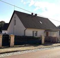 Familienhaus mit Hofgefühl & separatem Einliegerbereich - Platz, der im Alltag wirklich funktioniert - Lauchhammer