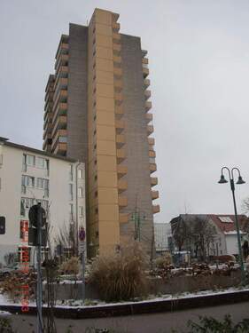 Nottreppe - Top-Lage in Viernheim, unweit Fußgängerzone: renovierte 3-Zim.Wohng, Balkon, Aufzug