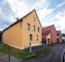 Bauernhaus mit Scheune und Selbstversorgergarten - Serba