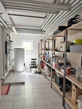 Heiz-, und Lagerkeller - 