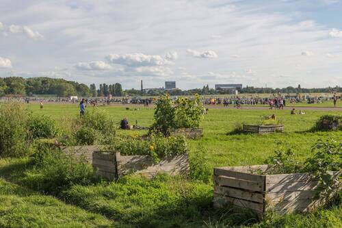 Nahegelegenes Tempelhofer Feld - 