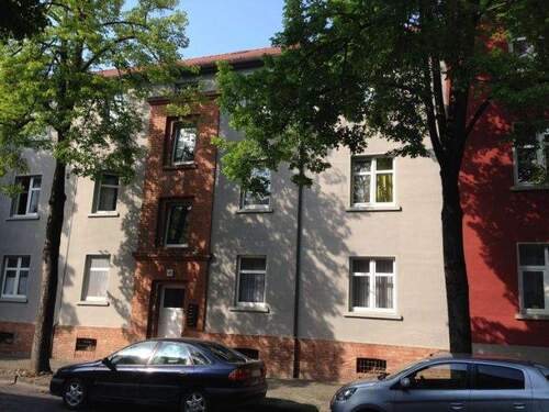 Bild 1 - 3 Raum Wohnung mit Balkon in BBG super Lage