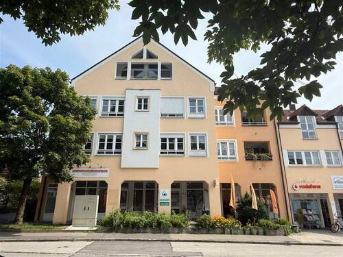 Westansicht - Attraktive Ladeneinheit in zentraler Lage - vielseitig nutzbar als Geschäft, Büro oder Praxis