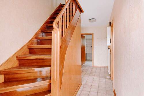 Massive Holztreppe - 