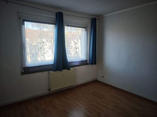 Schlafzimmer - Etagenwohnung mit 45,00 m&sup2; in Regis-Breitingen zur Miete