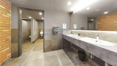 WC_1 Herren Untergeschoss - 