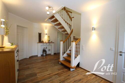 helle Eingangsdiele - 