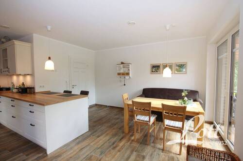 Wohnküche mit Einbauküche - 