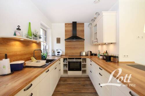 Wohnküche mit Einbauküche - 