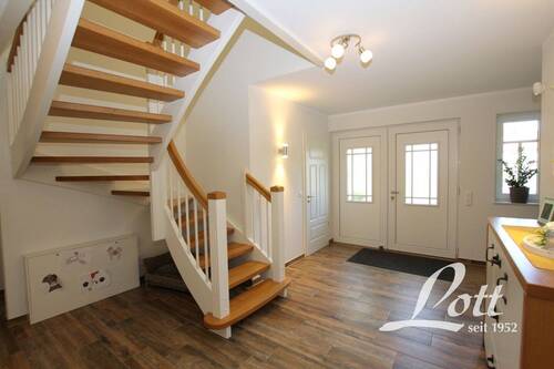 helle Eingangsdiele - 