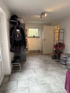 Hauswirtschaftsraum mit genügend Platz (3) - 