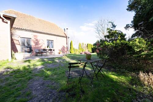 Terrasse und Ruheplatz - 