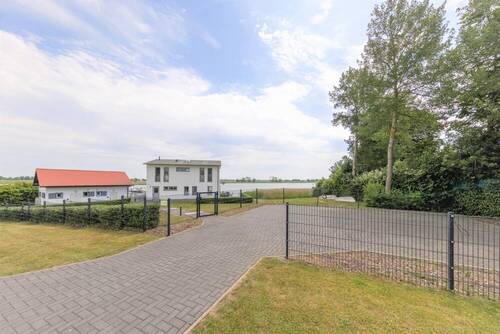 Zufahrt - 