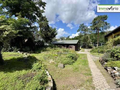 Garten mit Teich - 