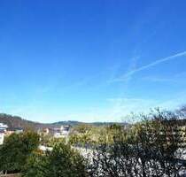 Frei ab 01.04.2026 3 ZKB-Wohnung im 3. Obergeschoss Einbauküche Balkon mit Weitblick Ohne Aufzug - Trier Innenstadt
