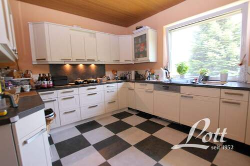 Küche Hauptwohnung - 