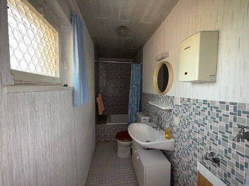 Bad Haus 25.jpg - 