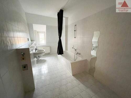 Badezimmer - Etagenwohnung mit 67,00 m² in Aue-Bad Schlema zur Miete