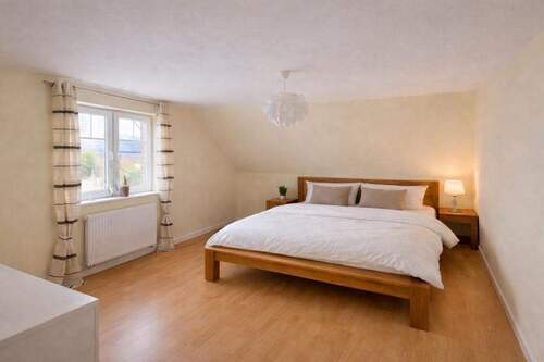 11,69 m² Zimmer (Dachgeschoss) - 