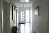 Eingangsbereich und Flur - 