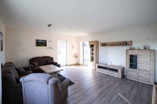 gemütliches, helles Wohnzimmer (1) - 