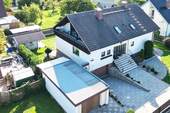 Luftbild - 6 Zimmer Einfamilienhaus zum Kaufen in Kronach
