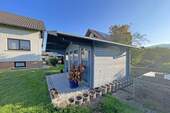 Gartenhütte mit Feierraum - 