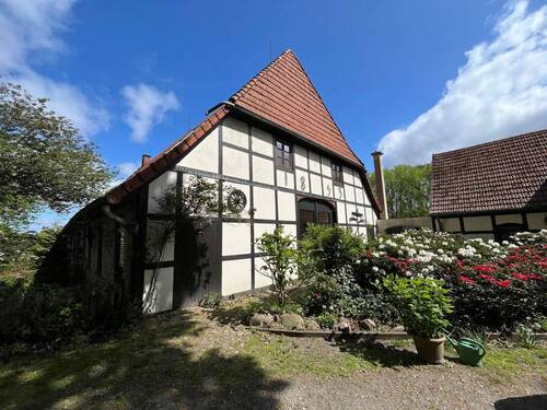 Hofansicht - 1 Zimmer Mehrfamilienhaus, Wohnhaus zum Kaufen in Bassum / Katenkamp