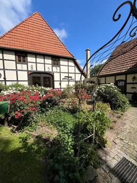 Hofansicht - 1 Zimmer Mehrfamilienhaus, Wohnhaus in Bassum / Katenkamp