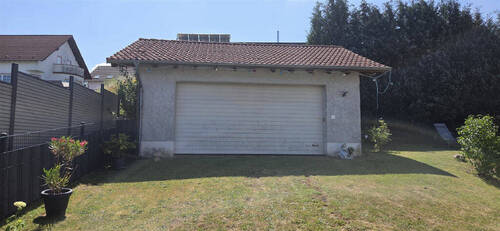Doppelgarage im Garten - 