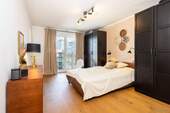 großzügiges Masterschlafzimmer - 