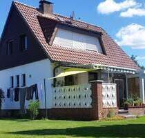 Einfamilienhaus mit großem Garten in ruhiger Sackgassenlage - Hetlingen