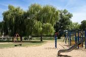Spielplatz Dorfplatz - 