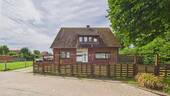 Außenansicht - Familienfreundliches Haus mit Wintergarten, Kamin und viel Platz zum Wohlfühlen
