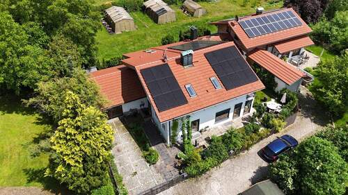 Haus mit Zufahrt - Einfamilienhaus mit 243,00 m² in Sauerlach / Arget zum Kaufen