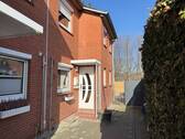 Eingangsbereich - 4 Zimmer Reihenendhaus zum Kaufen in Husum