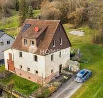 Familien aufgepasst! Gemütliches Einfamilienhaus mit schönem Grundstück in ruhiger Ortsrandlage - Nürtingen - Oberensingen