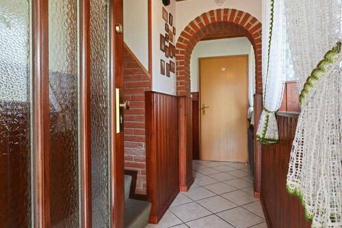 Flur des Hauses - 5 Zimmer Einfamilienhaus in Halstenbek