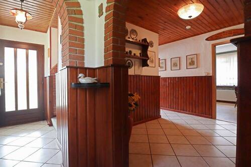 Diele - Einfamilienhaus mit 134,20 m&sup2; in Halstenbek zum Kaufen