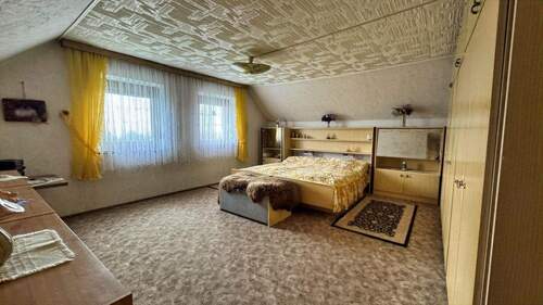 Schlafzimmer OG - 