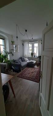 Wohnzimmer 1.jpg - 2 Zimmer Etagenwohnung in Dresden