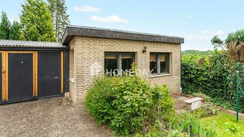 Nebenhaus - 