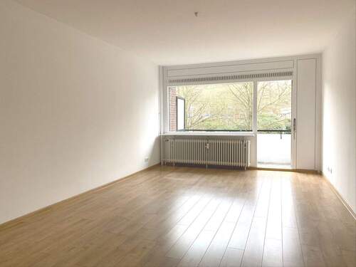 Wohnen mit Zugang zum Balkon - 2 Zimmer Etagenwohnung zur Miete in Pinneberg