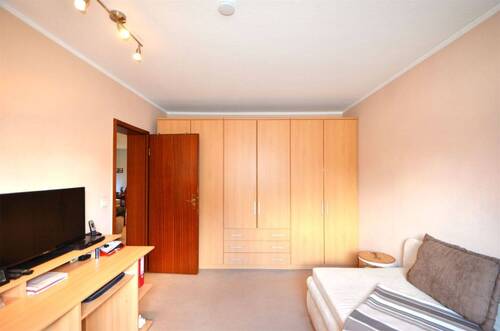 Zimmer 1 - 