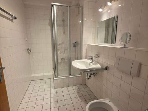 Bad - 2 Zimmer Etagenwohnung in Stralsund