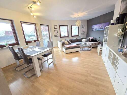 Wohn_Esszimmer - 3 Zimmer Etagenwohnung in Gründau