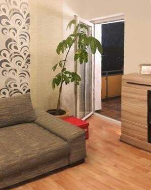 Beispielbild Zugang Balkon - 3 Zimmer Etagenwohnung zum Kaufen in Magdala